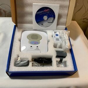 Freedom Alert 2-Way Voice Emergency Pendant Communicator - Open Box Complete
